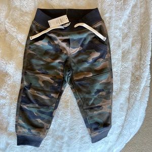 Gap camo sweat pants. Brand new. Size 18-24 mo